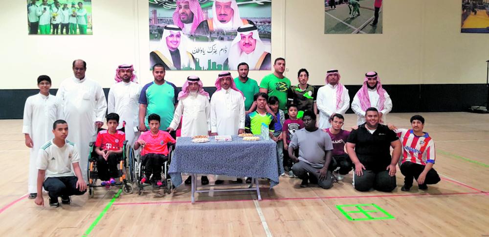 نادي الشرقية لذوي الاحتياجات الخاصة يعايد منسوبيه