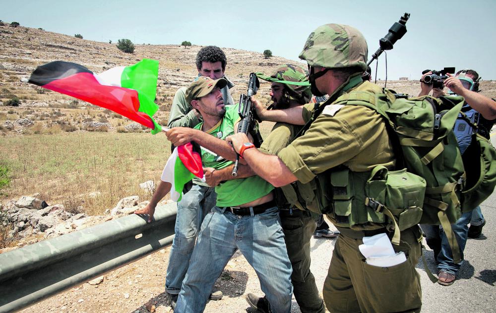 مطالب بتوفير المجتمع الدولي الحماية للفلسطينيين