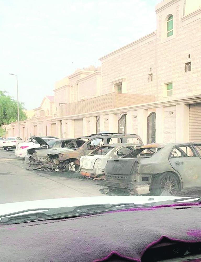 احتراق مجموعة سيارات بحي بدر.. والأسباب مجهولة