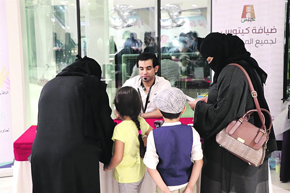 طلاب الطب ينشرون الوعي الصحي بطرق مبتكرة