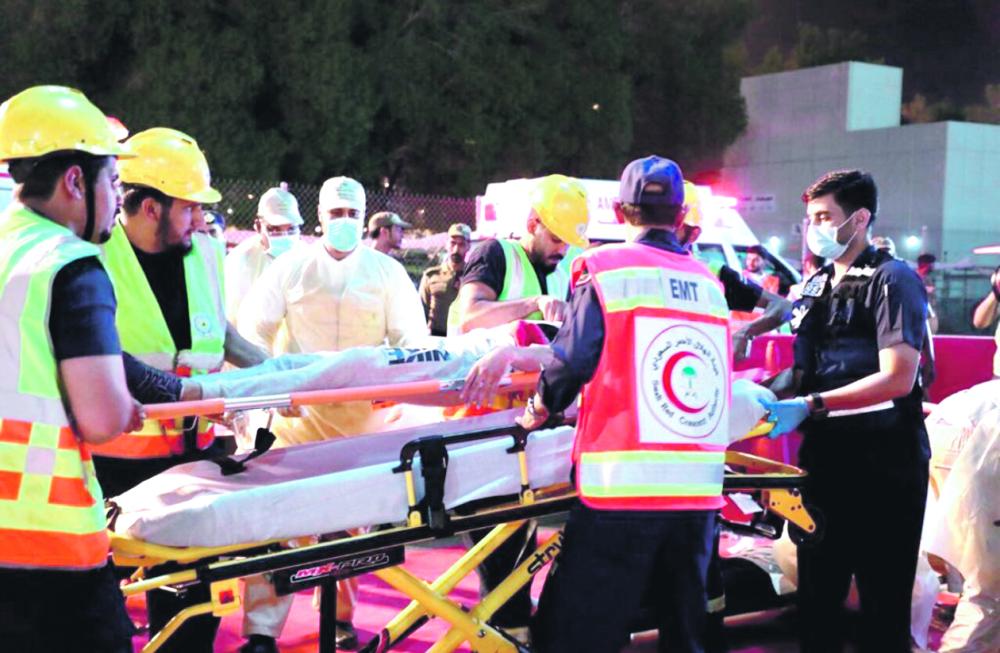 «الهلال الأحمر» يباشر 8574 بلاغا في جدة