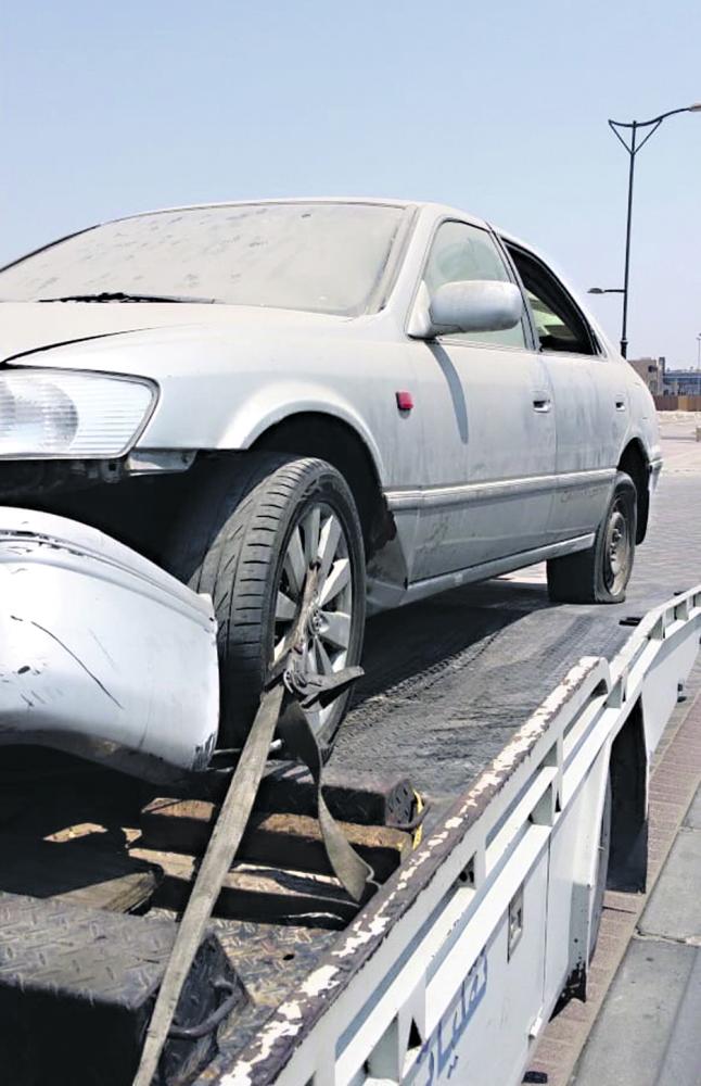 وضع 1000 ملصق تحذيري على سيارات تالفة بالشرقية