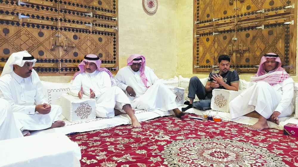 اجتماع لمدربي وإداريي نادي الشرقية للموسم الجديد