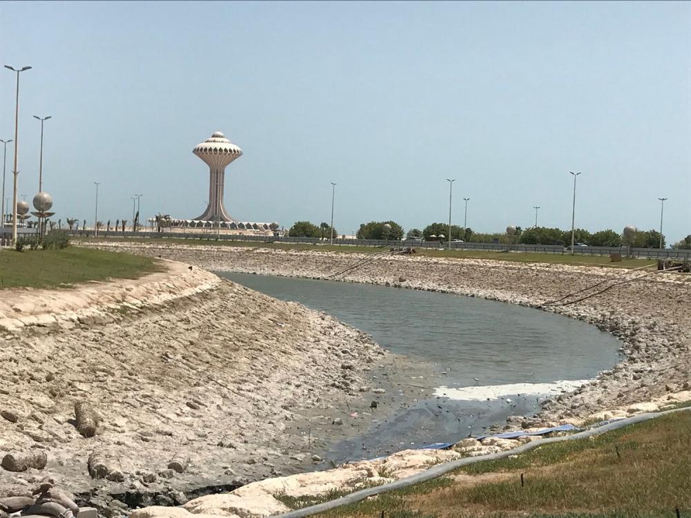 سحب المياه من بحيرة ' نون ' بالخبر لتطويرها 