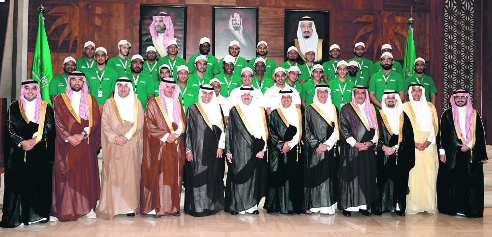 أمير الشرقية: الإسراف في الموائد من بطر النعمة