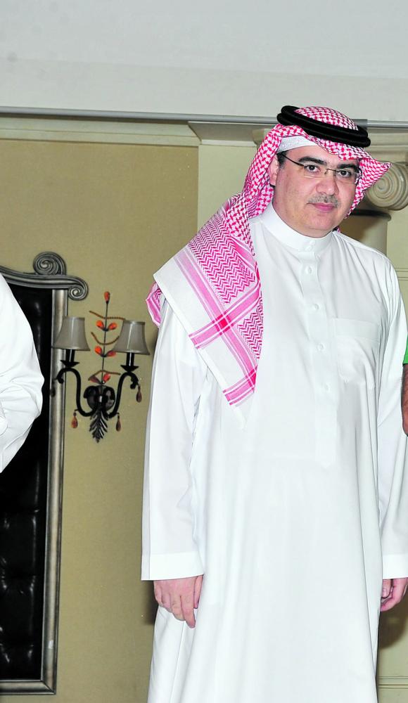 مؤمنة: ضغط «الروزنامة» سبب عدم توقف الدوري