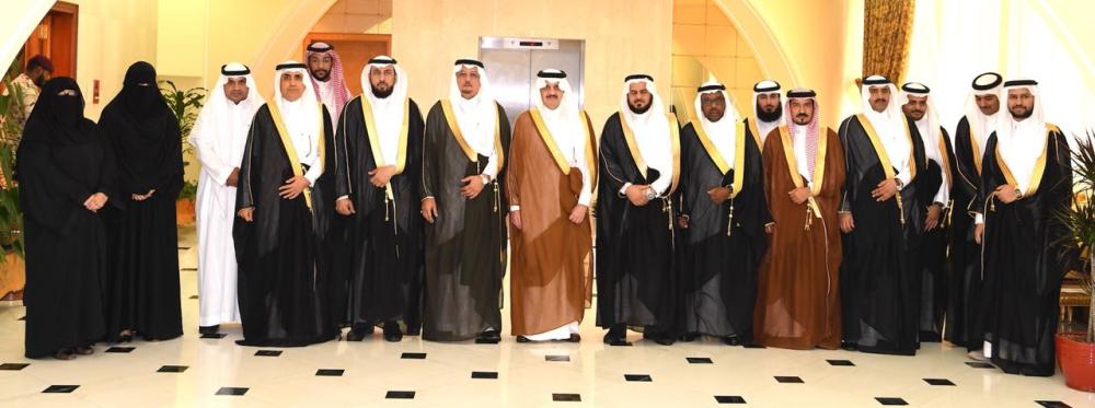أمير الشرقية ينوه بتسهيل المسيرة العلمية لطلاب جامعة حفر الباطن