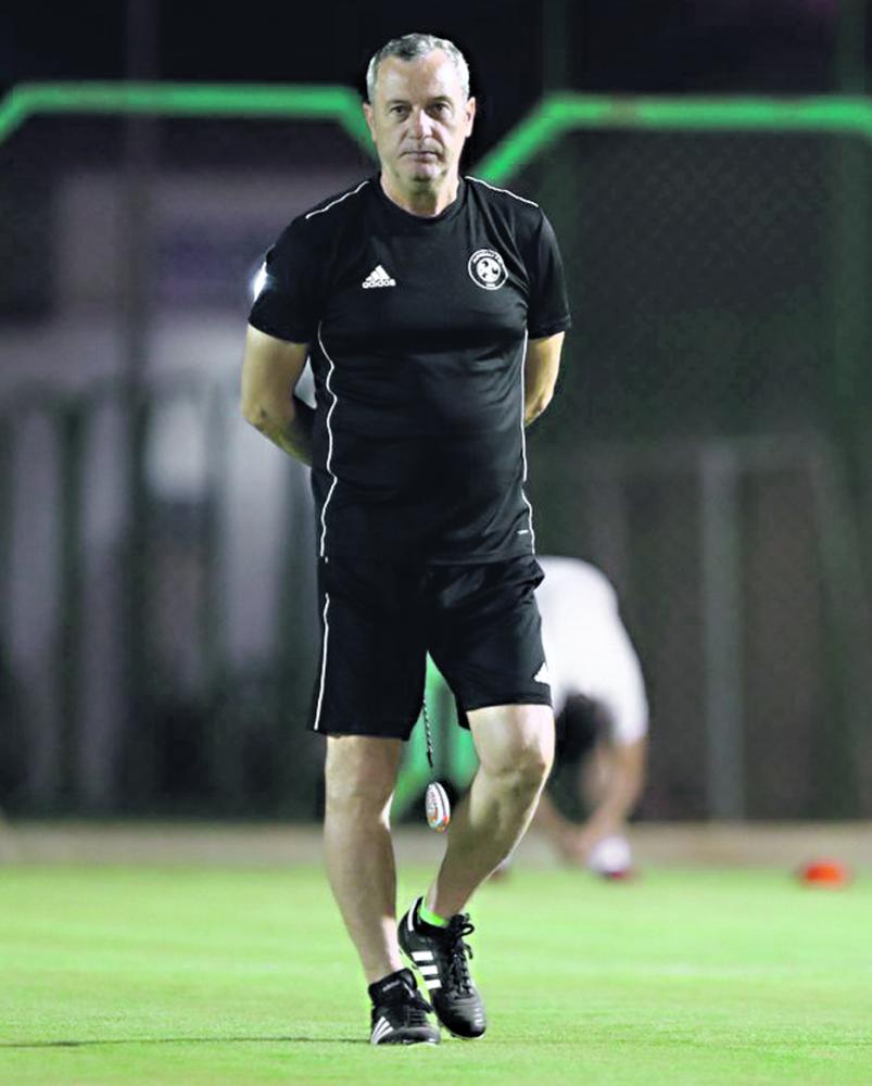 ريدينك يطالب لاعبيه بنسيان ودية الهلال