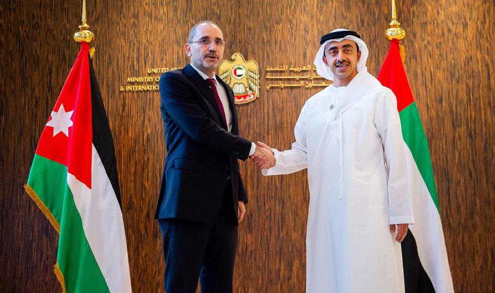  وزير خارجية الإمارات يلتقي نظيره الأردني