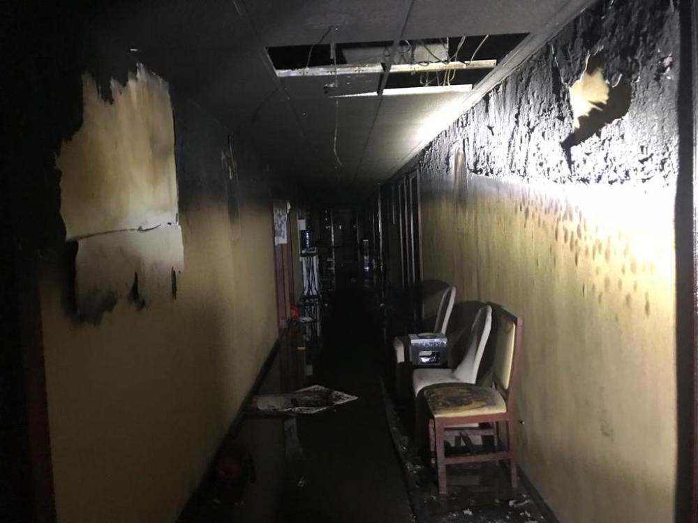 أصابة 23 شخص في حريق فندق بجدة