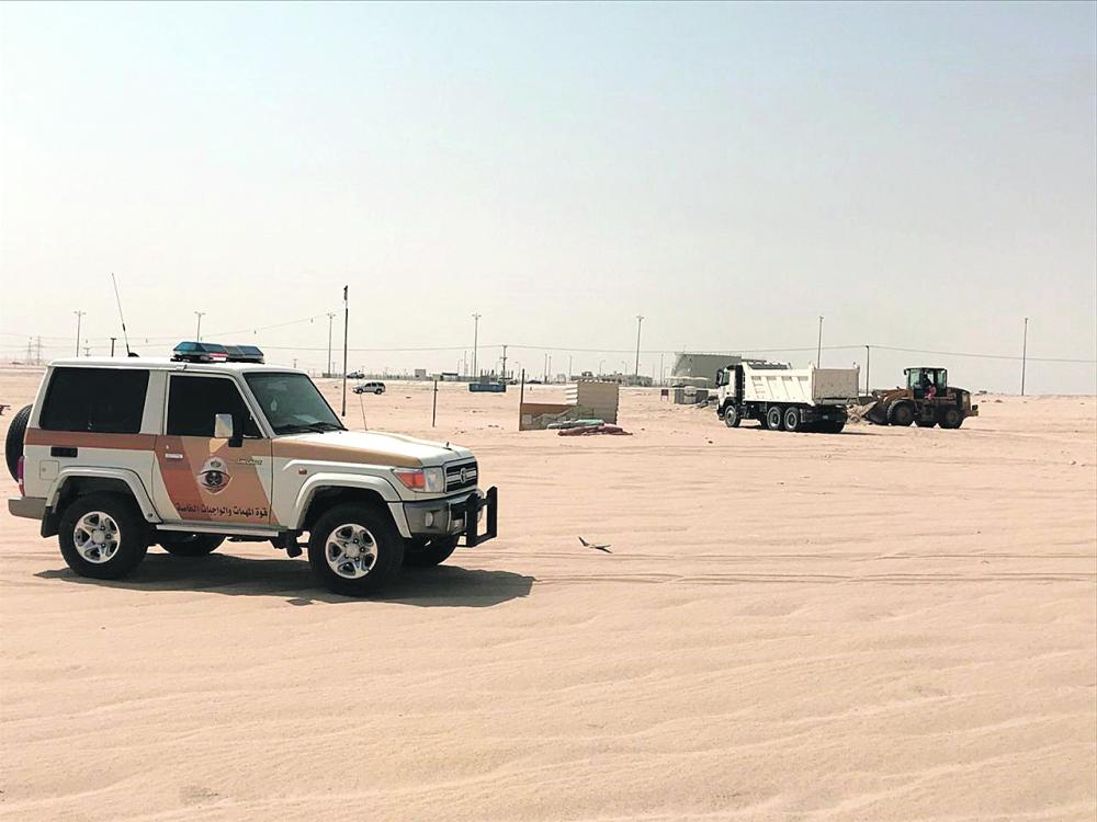 بدء إزالة المخلفات من مواقع التخييم بالنعيرية