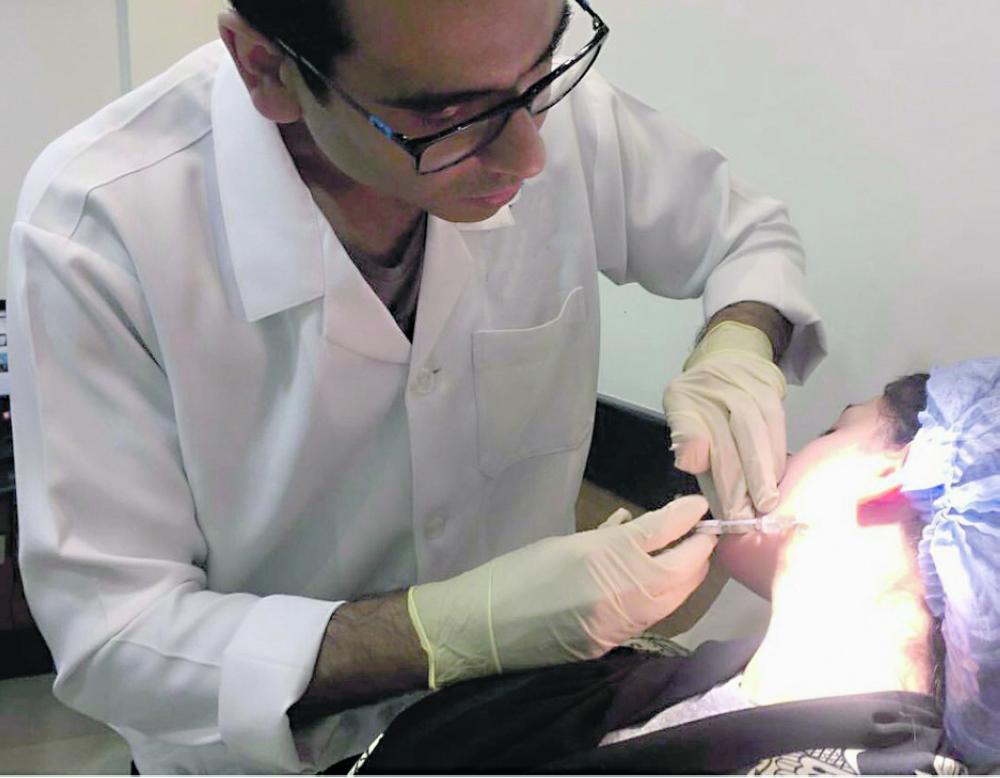 30 % من عمليات التجميل في المملكة يجريها ذكور