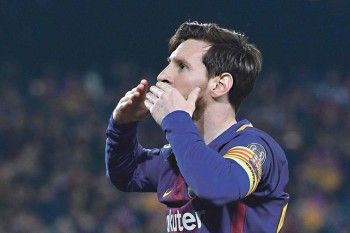 برشلونة يستقبل ايندهوفن وليفربول يصطدم بسان جرمان