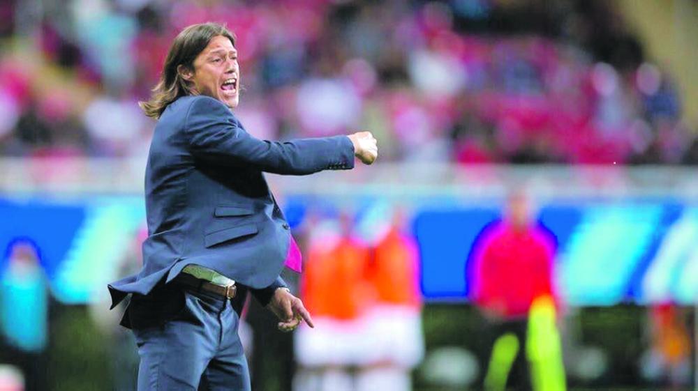 الأرجنتيني ألميدا مرشح لخلافة دياز في الاتحاد