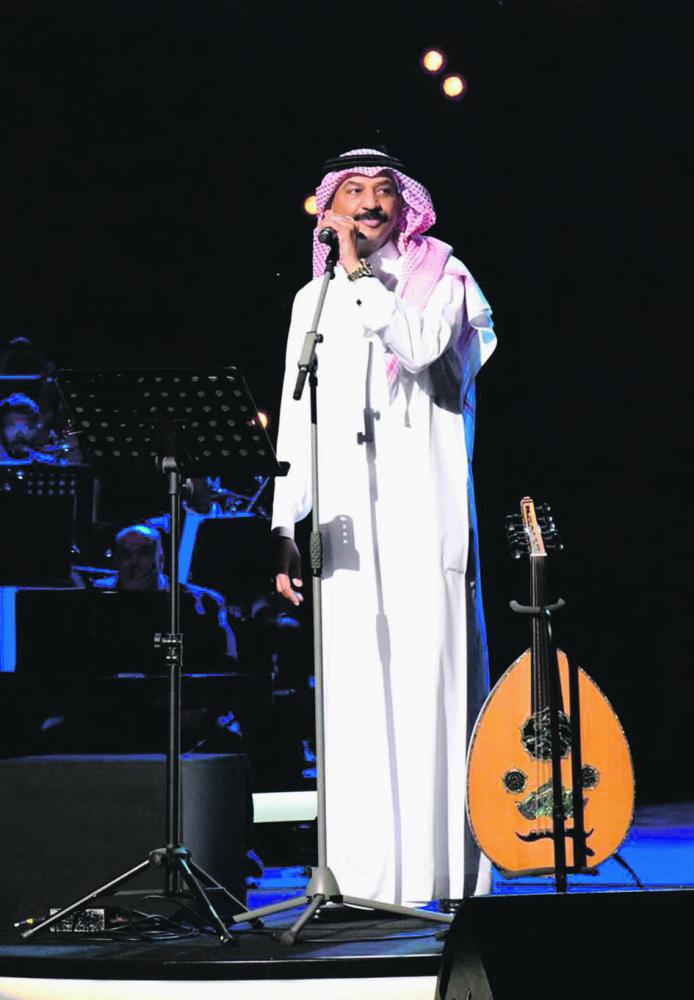 راشد الماجد يعود للغناء للوطن على مسرح الدمام