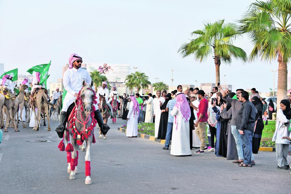 احتفالات في حب الوطن تجوب الدمام والخبر