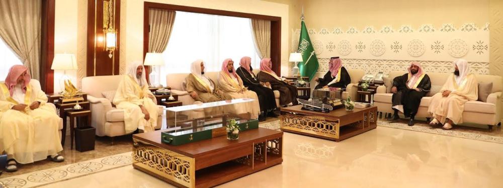 نائب أمير الشرقية ينوه بسرعة إنجاز المعاملات القضائية