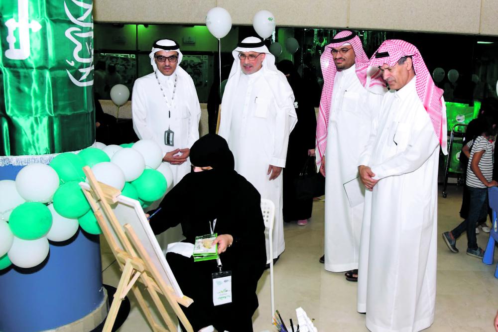 «ترابط» ترفع معنويات الأطفال المرضى بـ 200 هدية