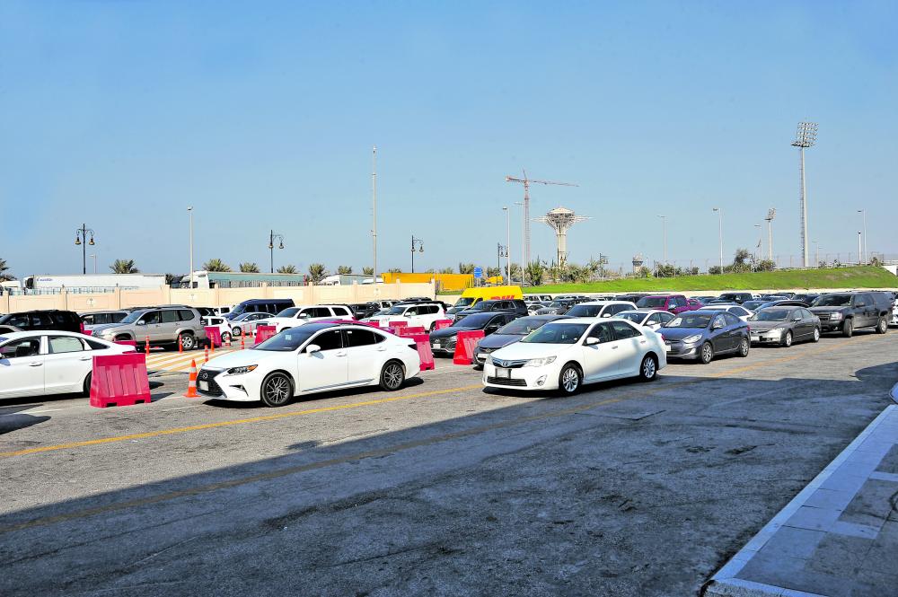 جسر الملك فهد .. الازدحام «معضلة السنين» والتطوير دون المأمول