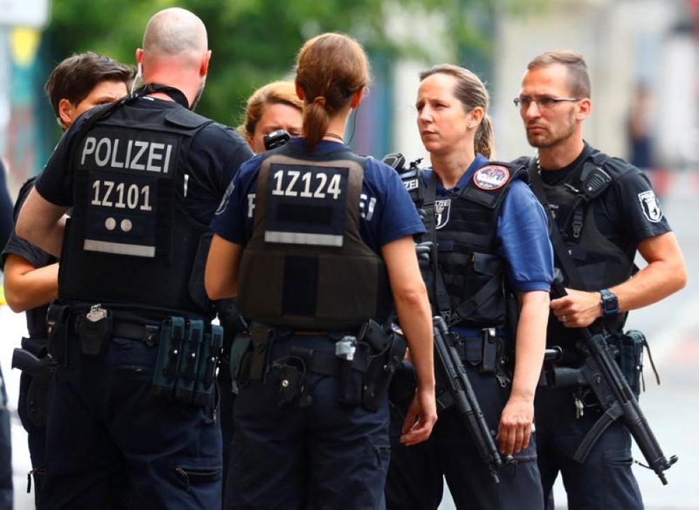 ألمانيا.. نقل مرتكب حادث الطعن إلى مصحة نفسية