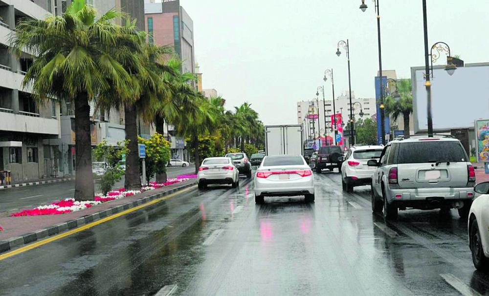 طوارئ في 285 مدينة لمواجهة الأمطار