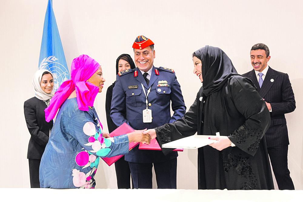 الإمارات توقع مذكرة «أممية» لتدريب المرأة عسكريا