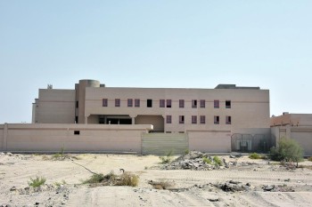 بعد تعثر 6 سنوات.. سحب مشروعين تعليميين بتاروت