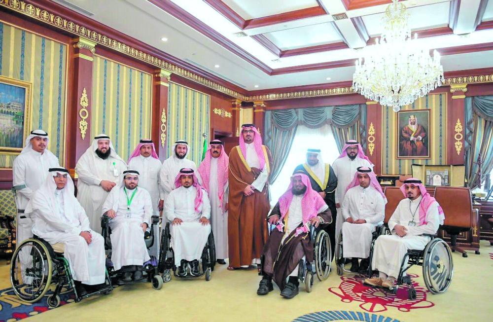 نائب أمير المدينة يحث على احتواء المعاق حركيًا