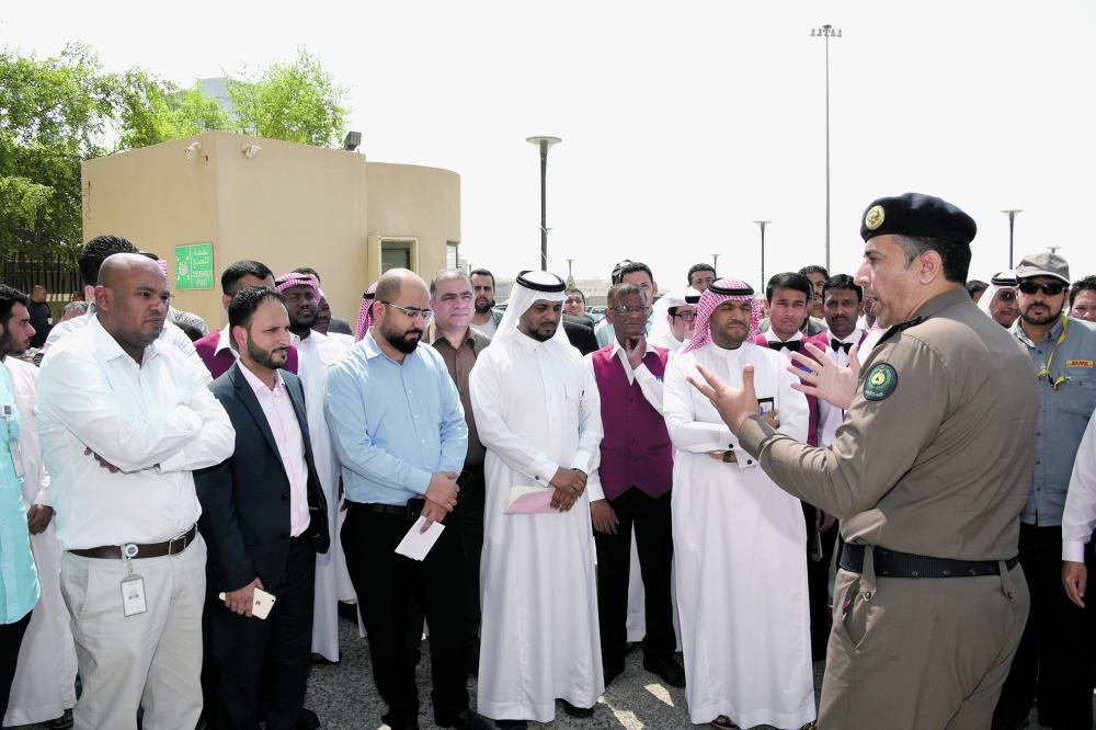 الدفاع المدني يتعرف على وسائل السلامة بـ اليوم
