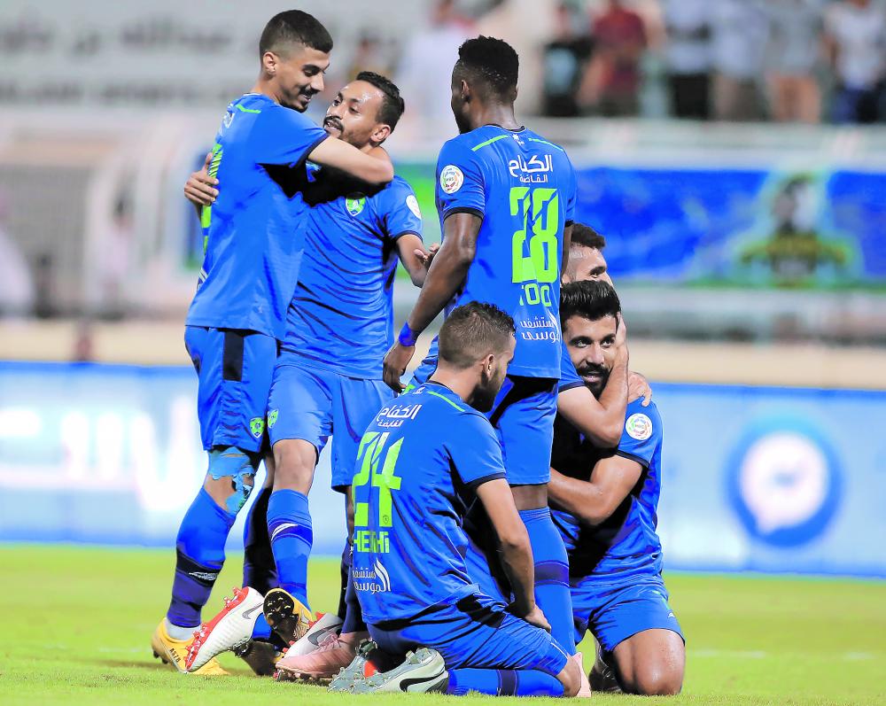 الفتح يعمق جراح الاتحاد