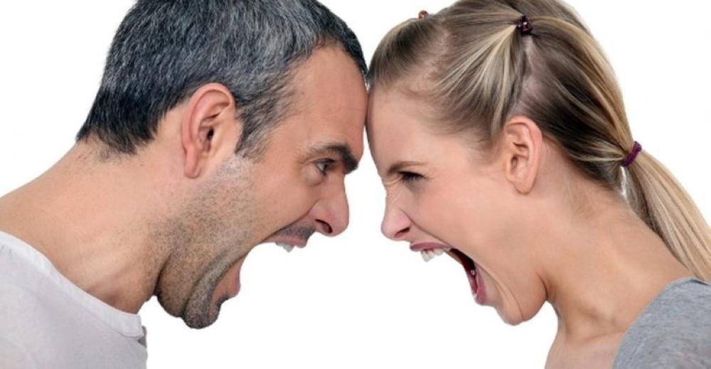 لن تصدق ماذا فعل هذا الشاب للتهرب من طلبات زوجته!