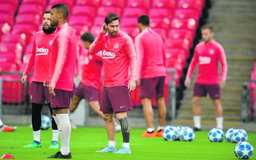 برشلونة بمعنويات مرتفعة يتحدى «الخفافيش»