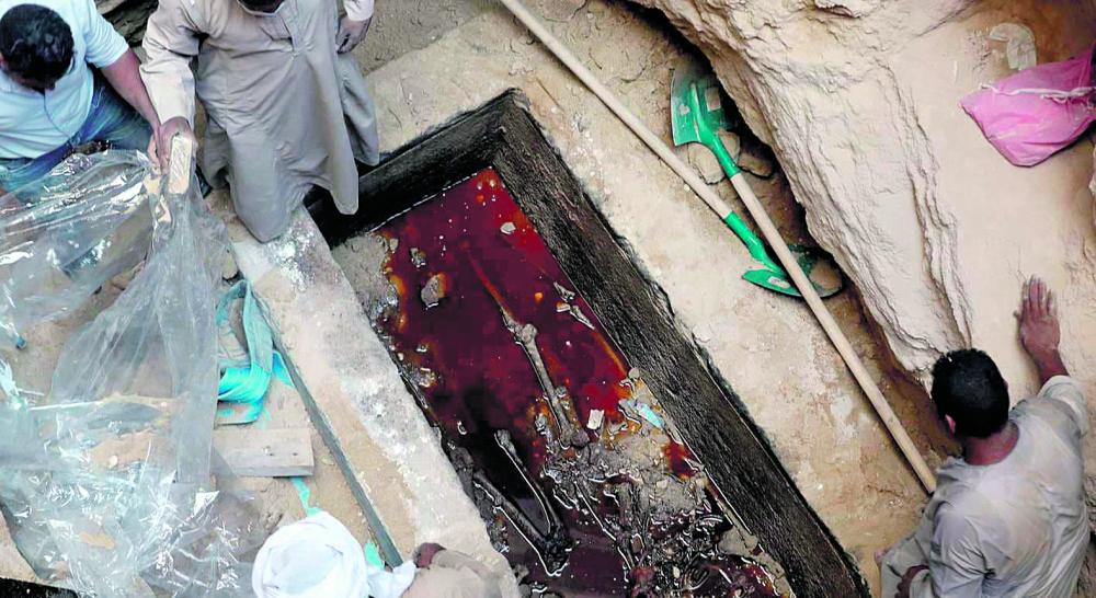 «الزئبق الفرعوني» حلم الباحثين عن الثراء