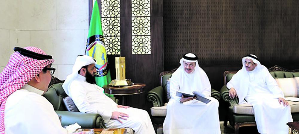 «مجلس التعاون» يهنئ بحصول موظفين على مؤهلات عالية