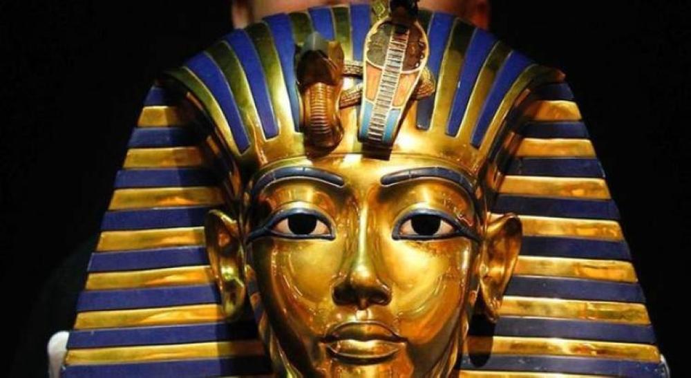 مصر تحتفل بمرور 96 عاما على اكتشاف 'الفرعون الذهبى '   