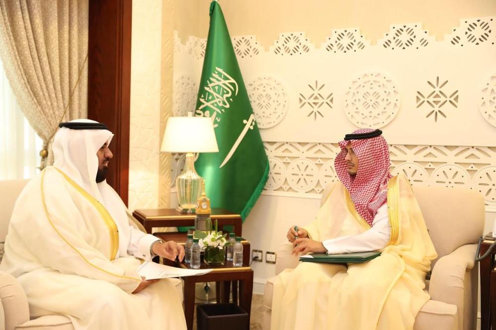 نائب أمير الشرقية يشيد باهتمام القيادة ببيوت الله 
