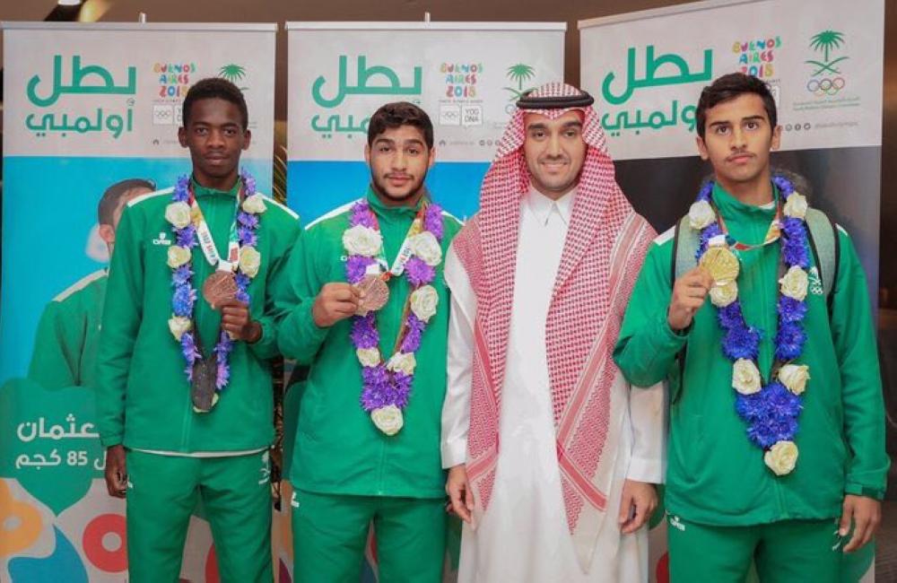 استقبال أبطال أولمبياد الأرجنتين فى المطار