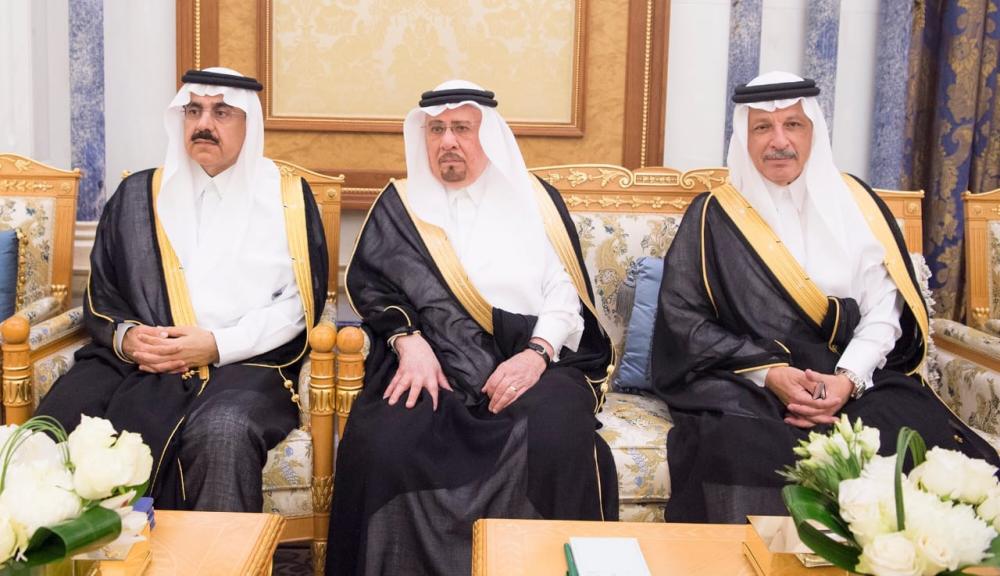خادم الحرمين الشريفين يتسلم رسالة من الرئيس المصري