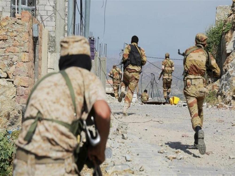 مقتل 15 حوثيًا في مواجهات مع الجيش بصعدة