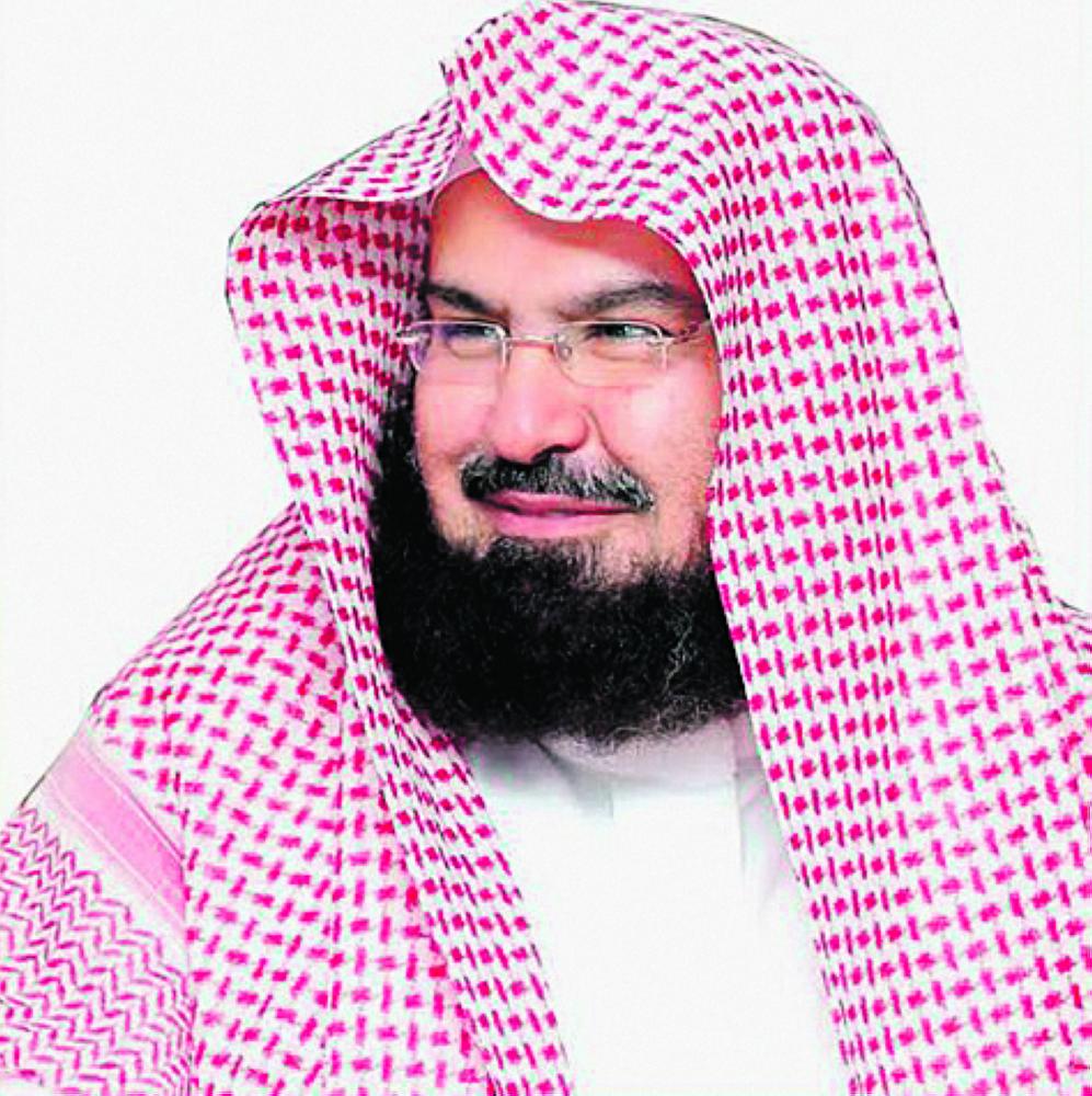 السديس: مجمع الفقه الإسلامي يواجه التطرف بالعلم