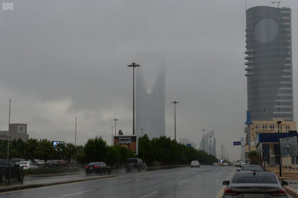 هطول أمطار على مدينة الرياض