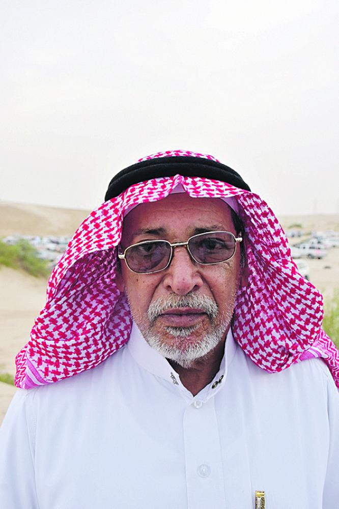 أجواء ماطرة تدفع أهالي الأحساء للتنزه في البر