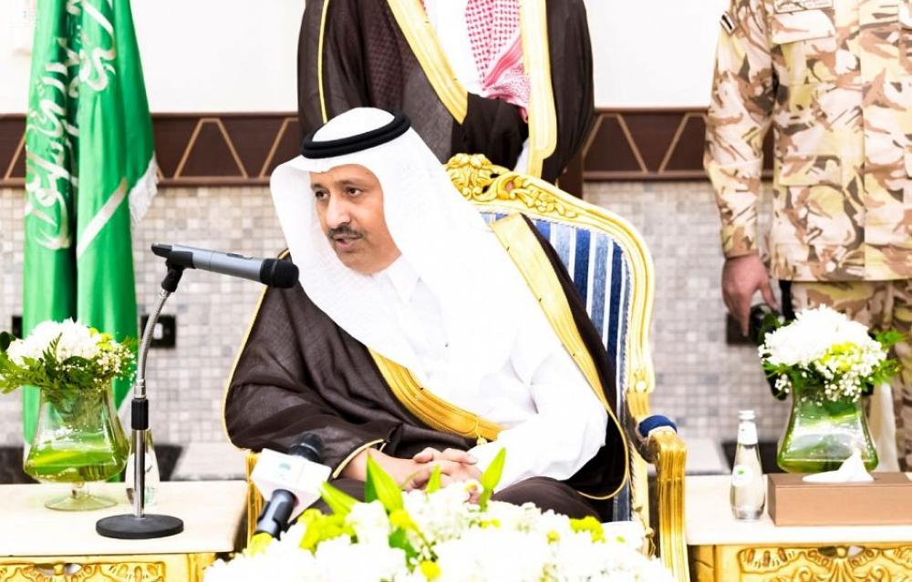 أمير الباحة يلتقي المسؤولين ورؤساء المجالس البلدية