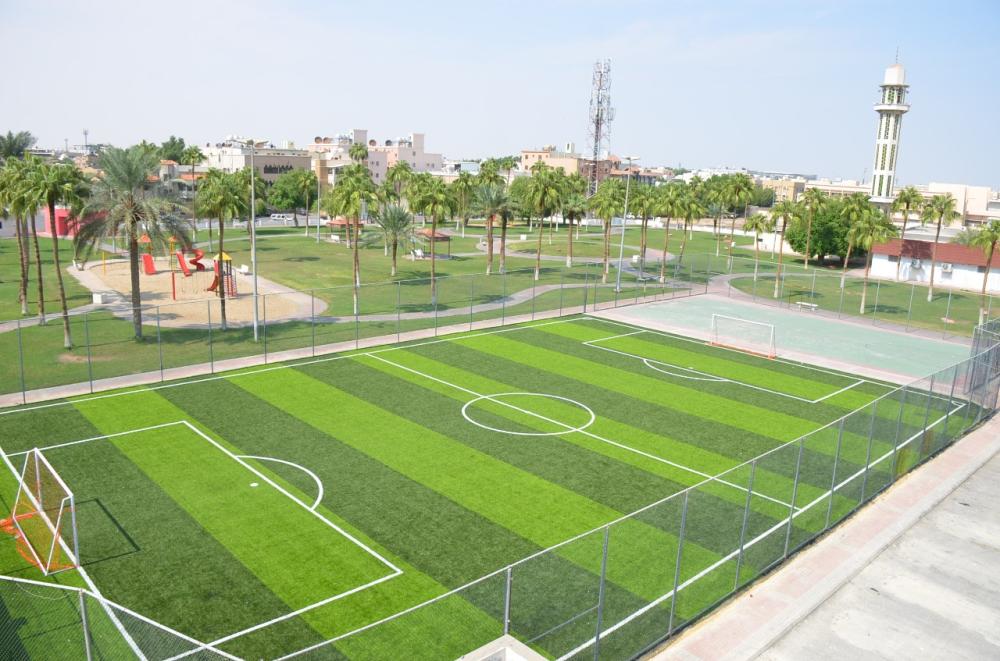 تنفيذ 8 ملاعب للشباب في حدائق  الدمام