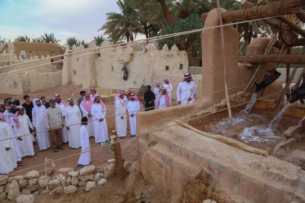 «ليالي جبة التاريخية» تجتذب الزوار بفعاليات متنوعة