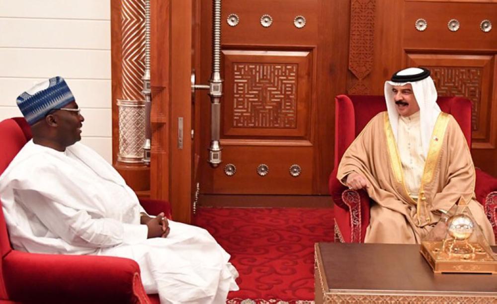 العاهل البحريني يتسلم رسالة من الرئيس الغاني