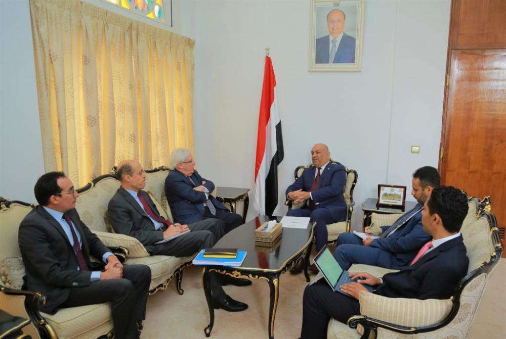 وزير خارجية اليمن يبحث عمليه السلام مع المبعوث الأممى