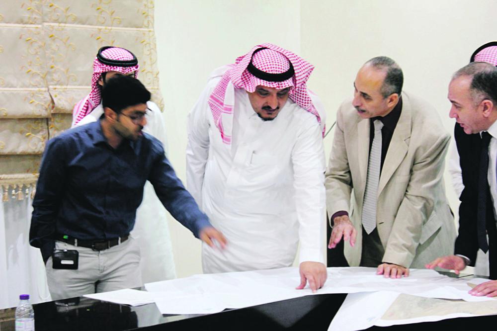 تمديد شبكات تصريف الأمطار لوسط بقيق