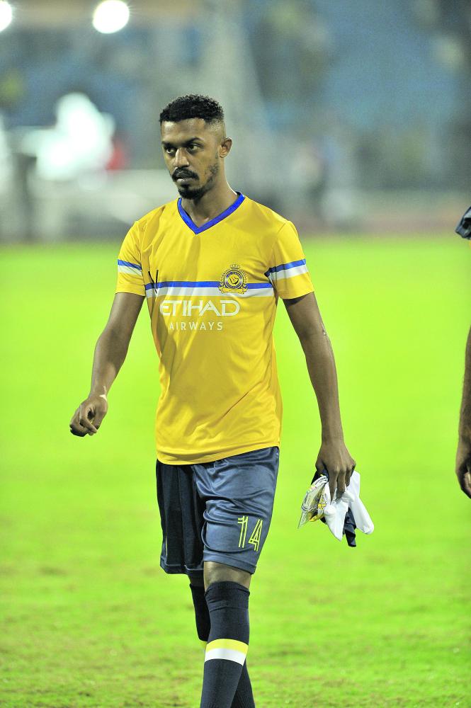 الاتحاد يطلب غالب.. والنصر يلتزم الصمت
