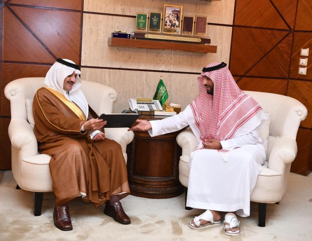 أمير الشرقية: ندعم كافة المبادرات الشبابية 